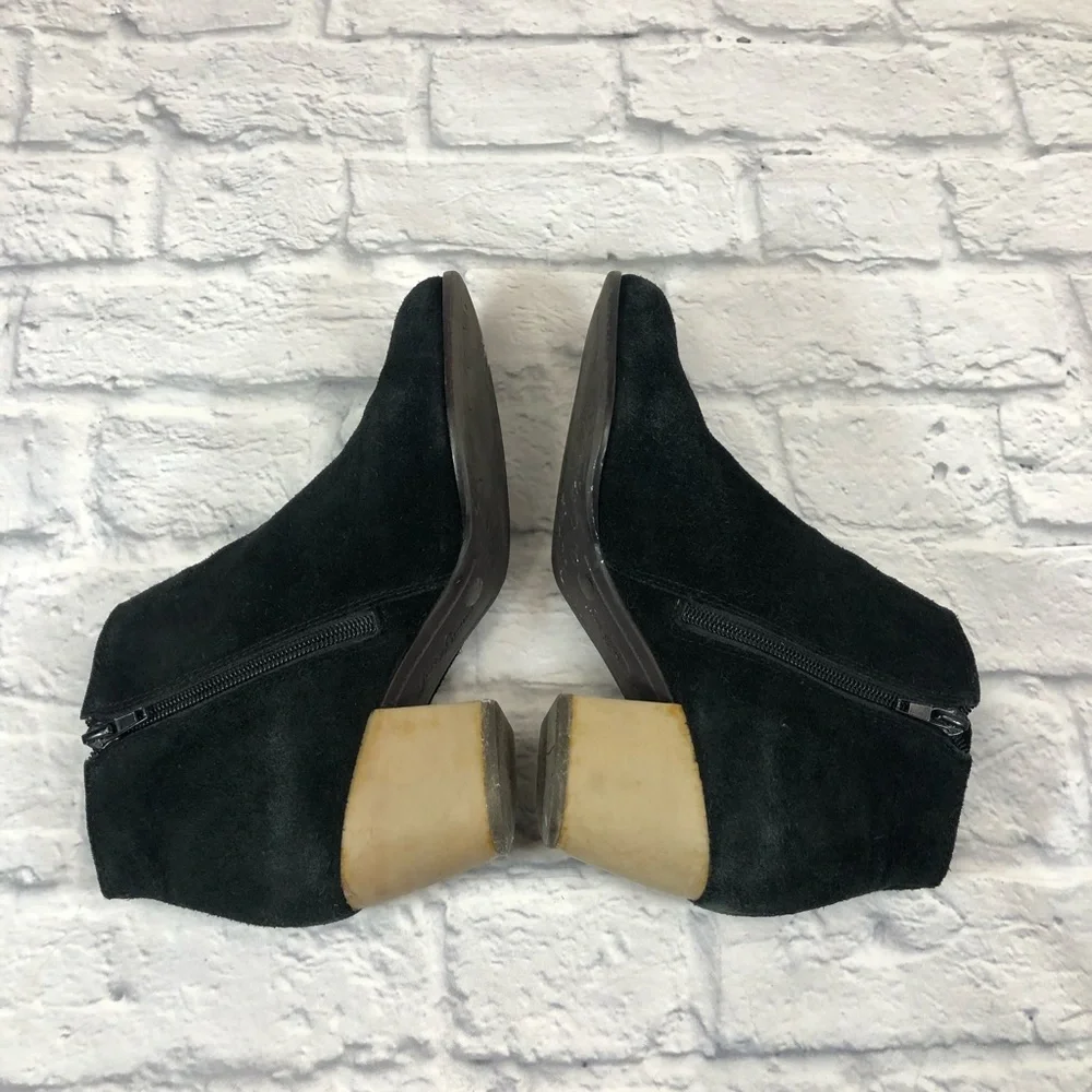 Lucky Brand black leather suede booties with heel Size 8.5 Zip up ankle